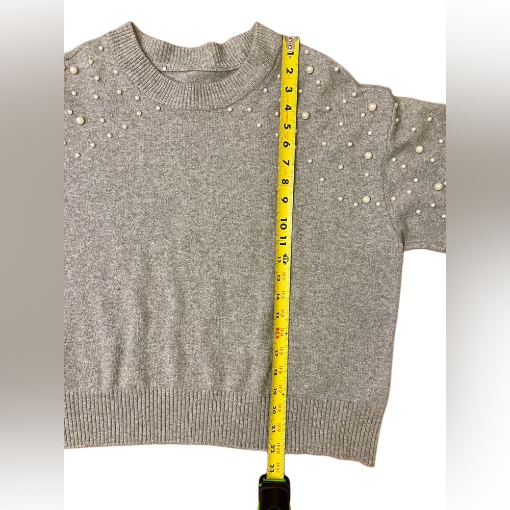 Long Sleeve Pearl Sweater (Chelsea & Violet?) - Picture 12 of 15